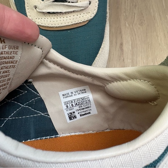 Reebok Classic Leather Legacy sneakers Stucco Midnight Pine Men’s size 9 - Picture 3 of 4